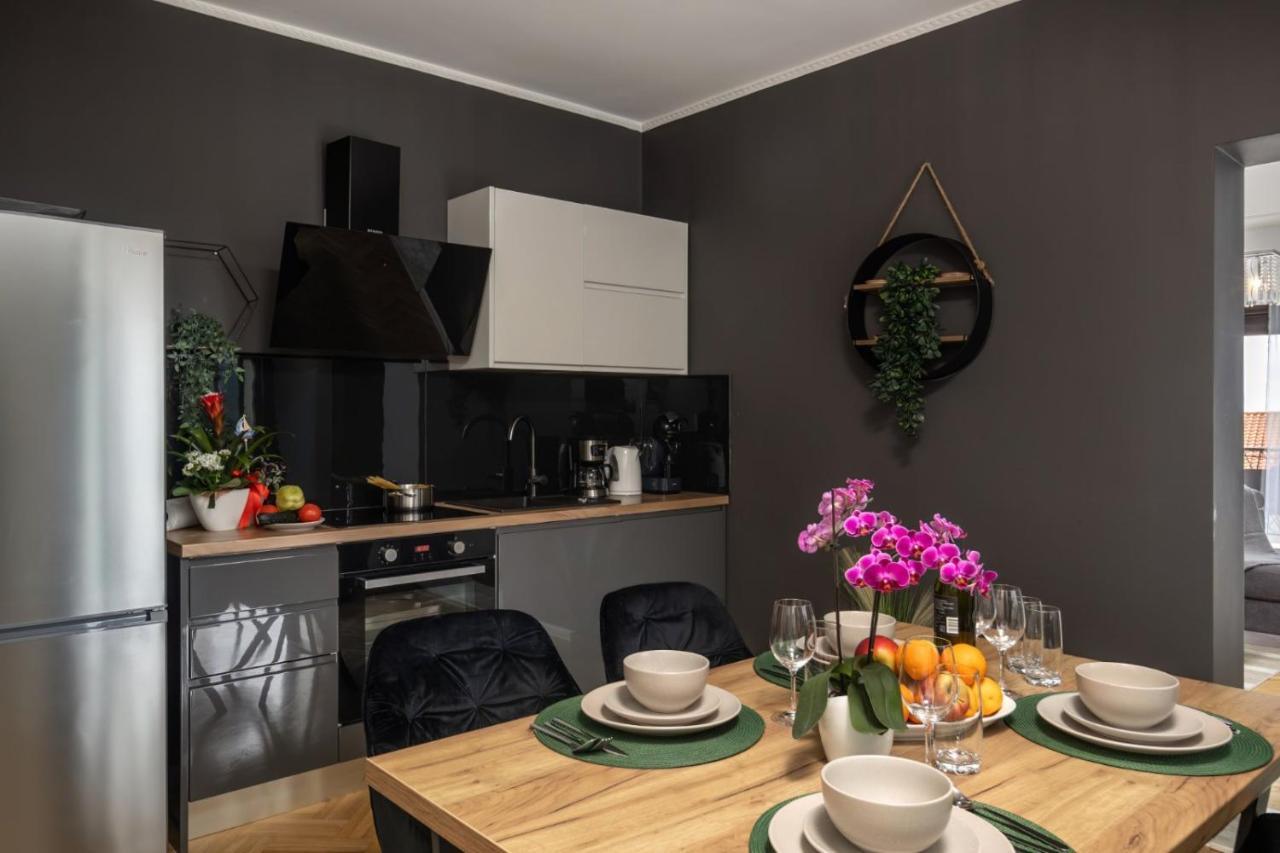 Villa Adriatic, Apartment Chiara With Sea View And Heated Swimming Pool, Free Private Parking, Ičići Екстериор снимка