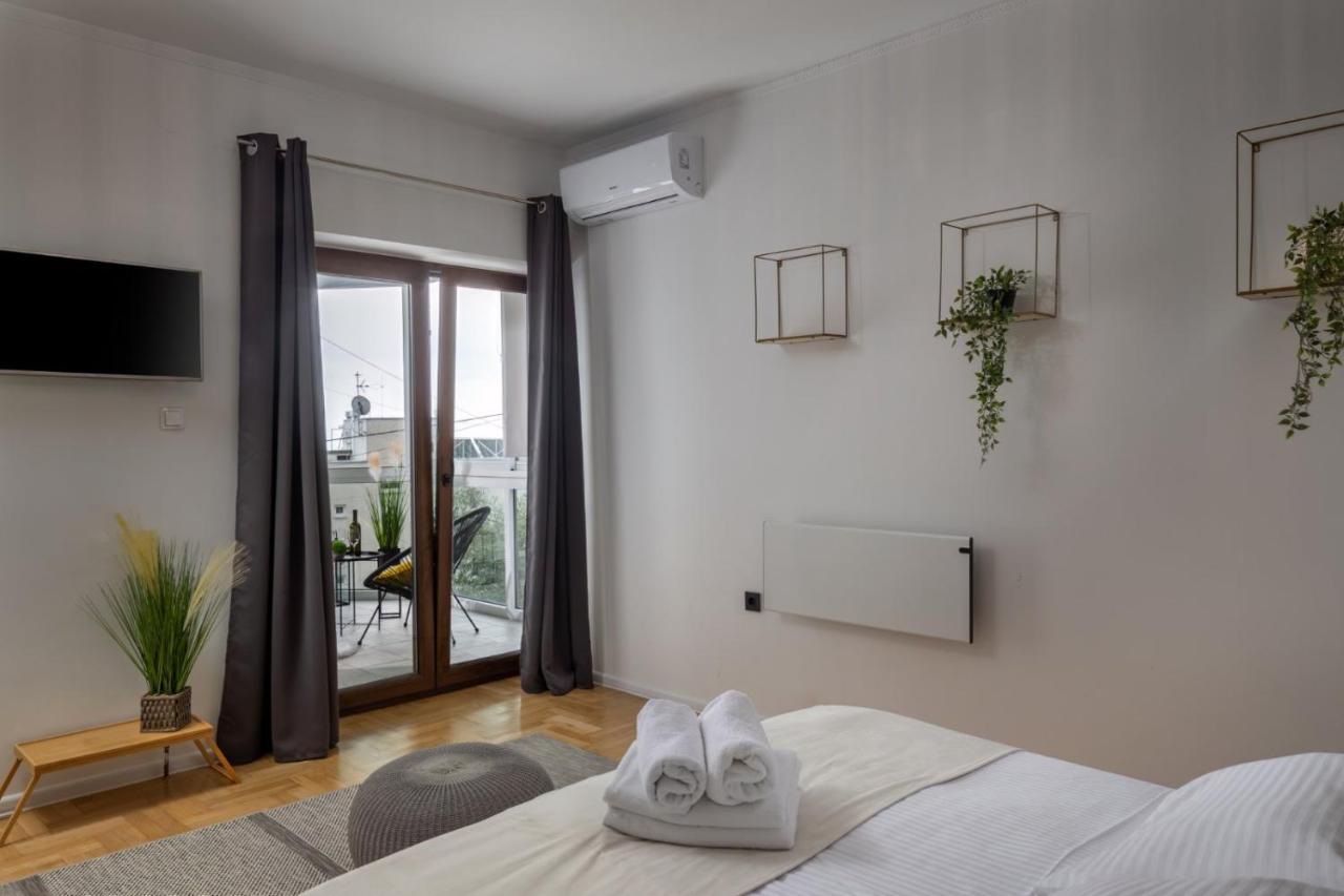 Villa Adriatic, Apartment Chiara With Sea View And Heated Swimming Pool, Free Private Parking, Ičići Екстериор снимка